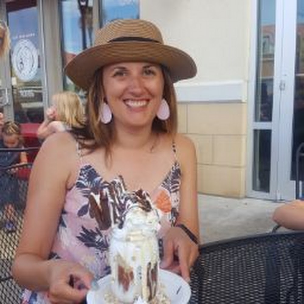 Meet your Posher, Michele